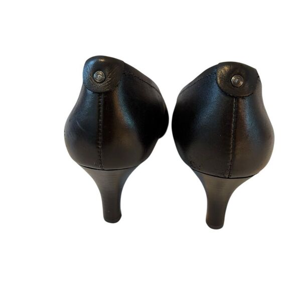 Rockport Leather Upper Navy Blue Heeled Pumps in EU 36.5. - Picture 3 of 6